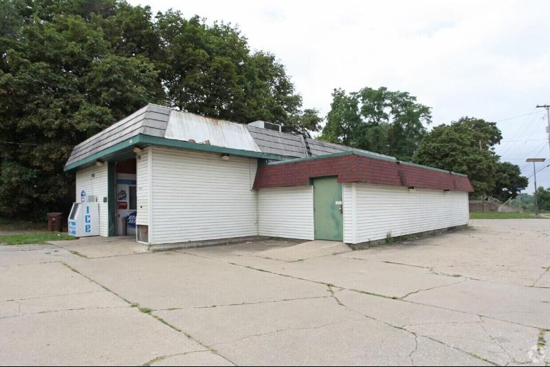 Listing Photo for 2104 Portage Street