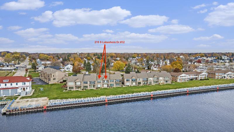 Listing Photo for 215 S Lakeshore Drive 12