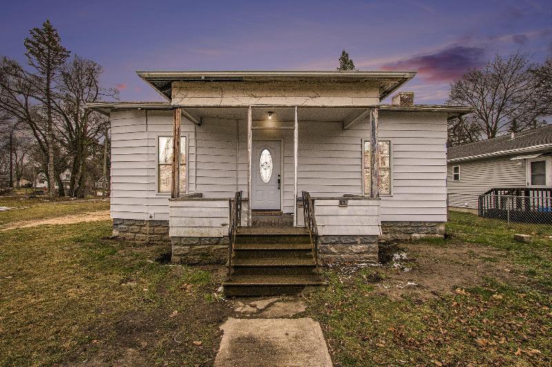 Listing Photo for 574 Cass Street