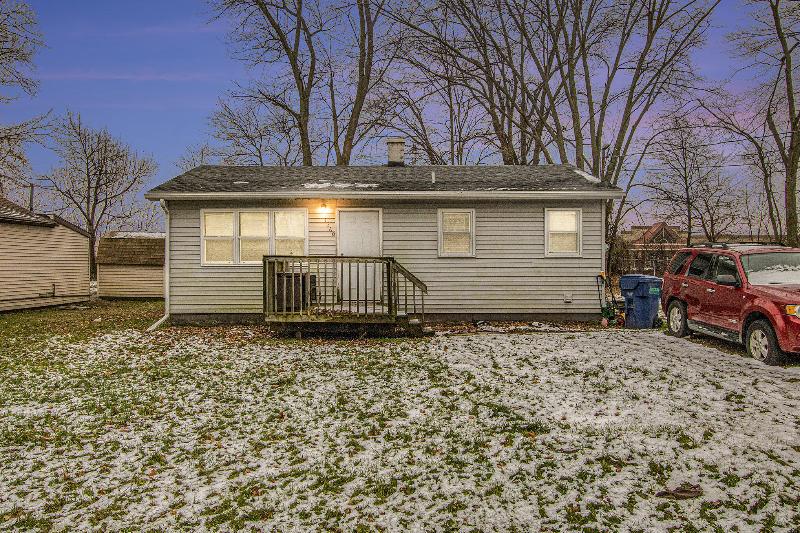 Listing Photo for 1360 Whitney Avenue