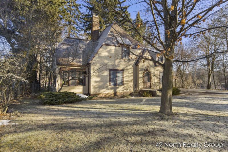 Listing Photo for 1712 Forest Park Road