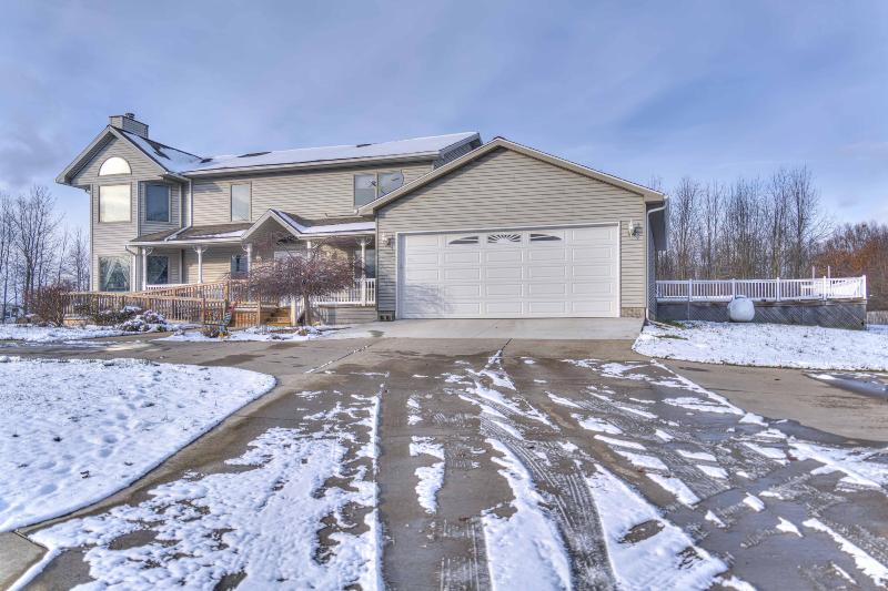Listing Photo for 2582 W Vicary Road