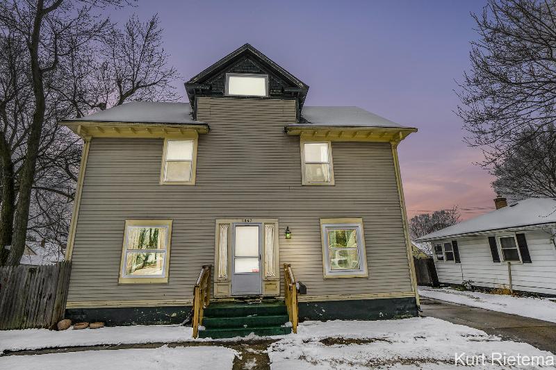 Listing Photo for 1847 Delwood Avenue Sw