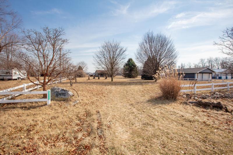 Listing Photo for 60424 Custer Valley Road