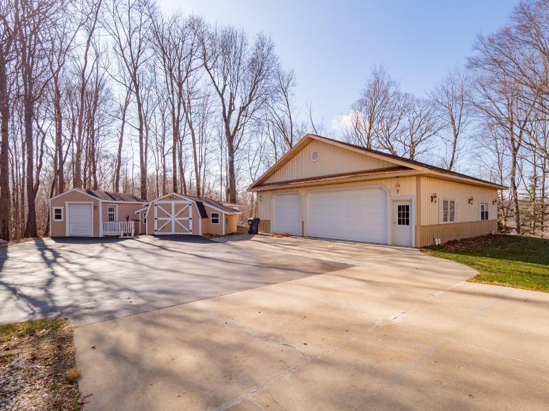 Listing Photo for 43708 Paw Paw Road