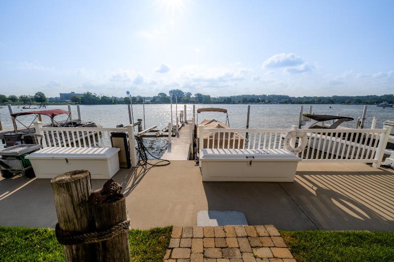Listing Photo for 253 Shore View Way