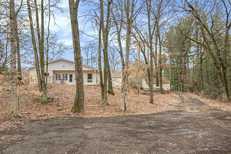 Listing Photo for 1700 Lindsey Road