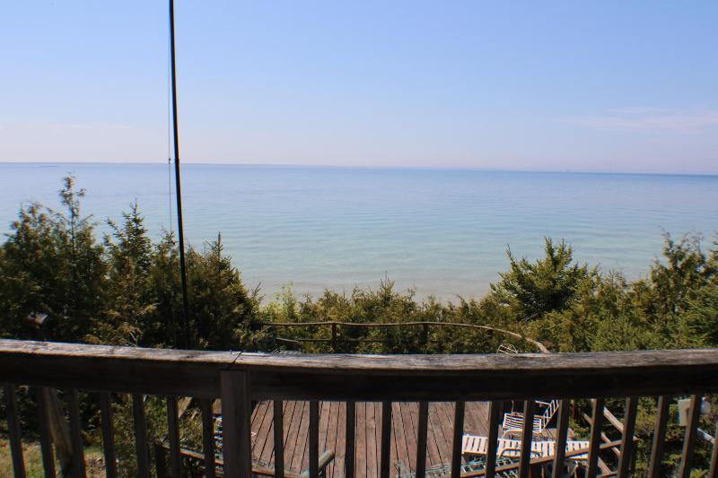 Listing Photo for 3117 S Lakeshore Drive