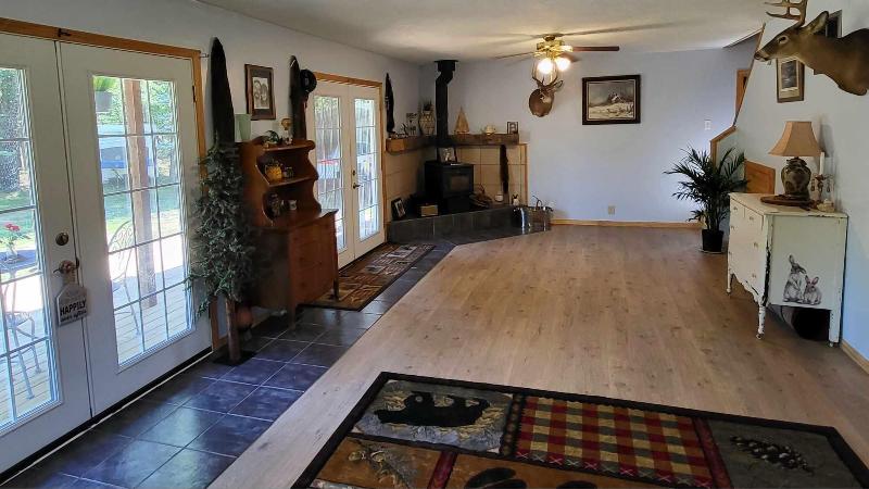 Listing Photo for 4711 Muffler Alley