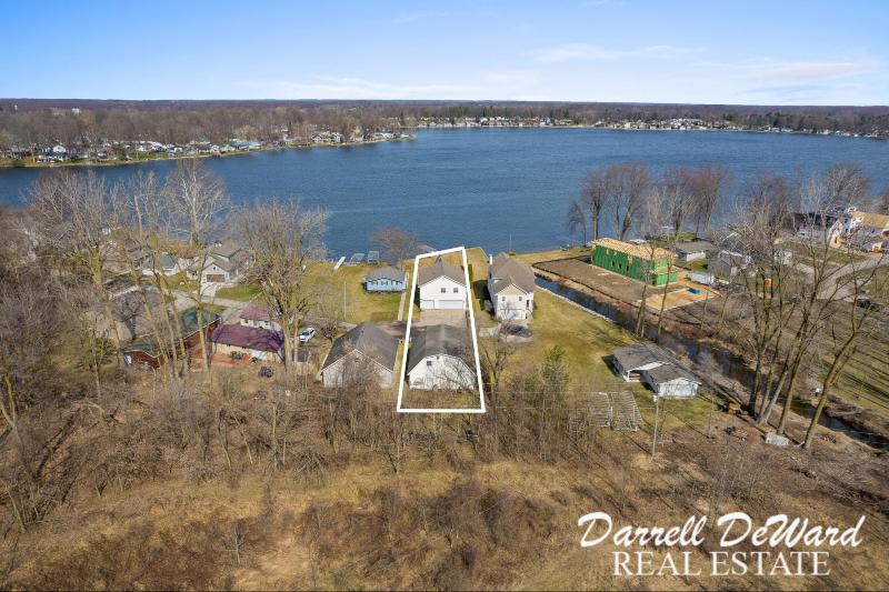 Listing Photo for 8814 Breezy Point