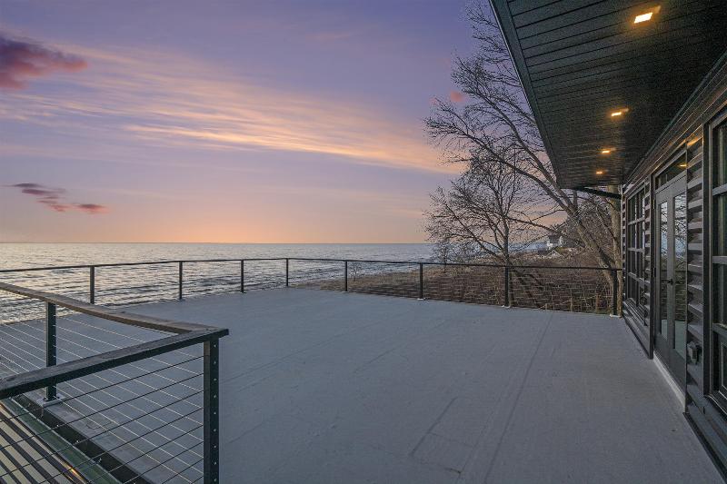 Listing Photo for 443 North Shore Drive
