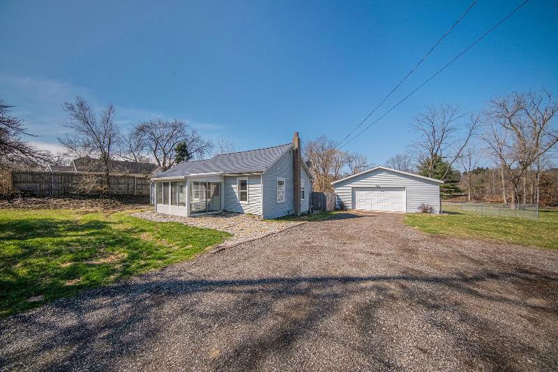 Listing Photo for 1000 N Green Acres Street