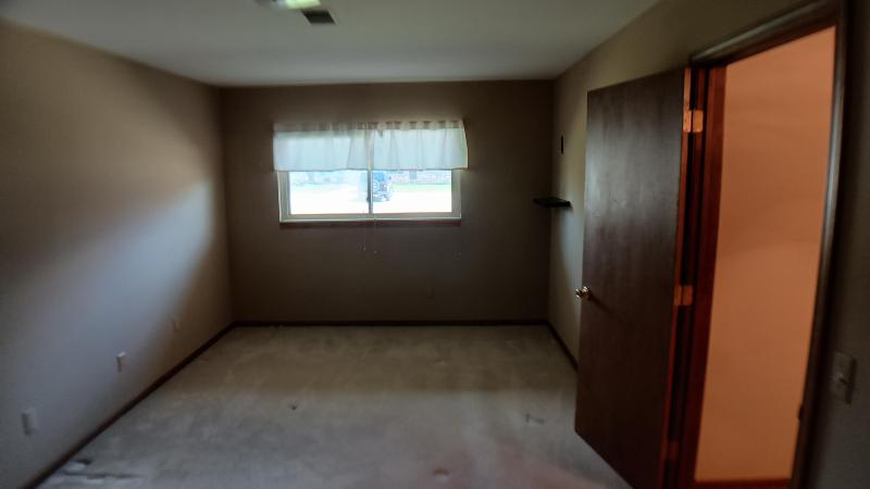 Listing Photo for 16042 Holz Drive 31