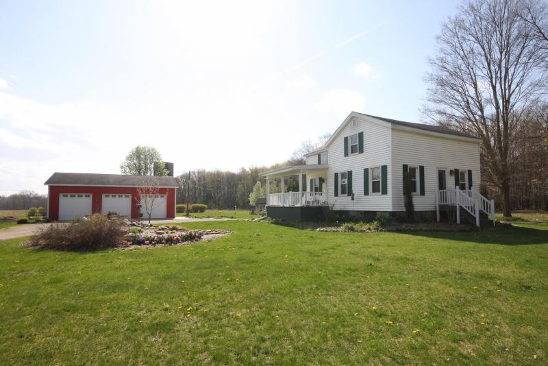 Listing Photo for 37719 Paw Paw Road