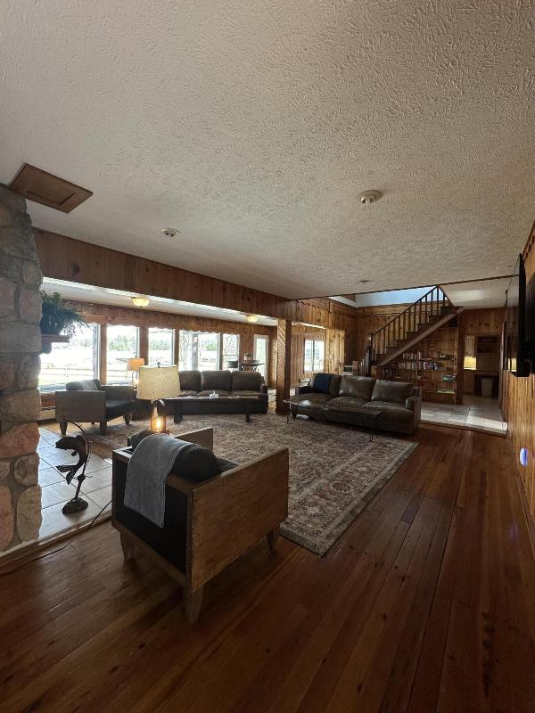 Listing Photo for 2928 Middle Lake Road