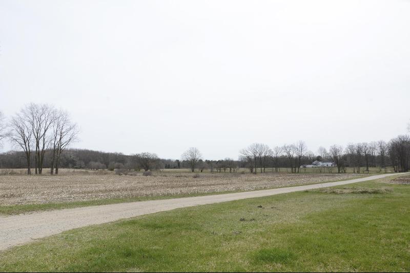 Listing Photo for 29074 Middle Crossing Road