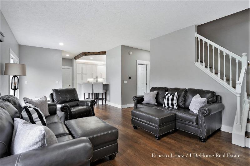 Listing Photo for 10808 Thornberry Way