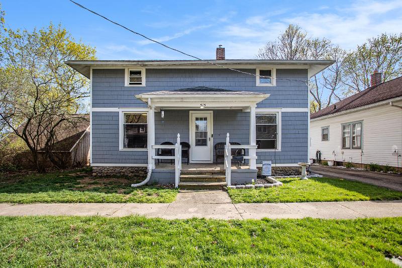 Listing Photo for 515 W Hanover Street