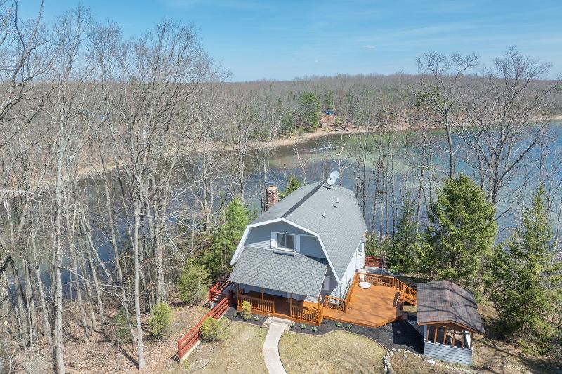 Listing Photo for 6816 Twin Lakes Road