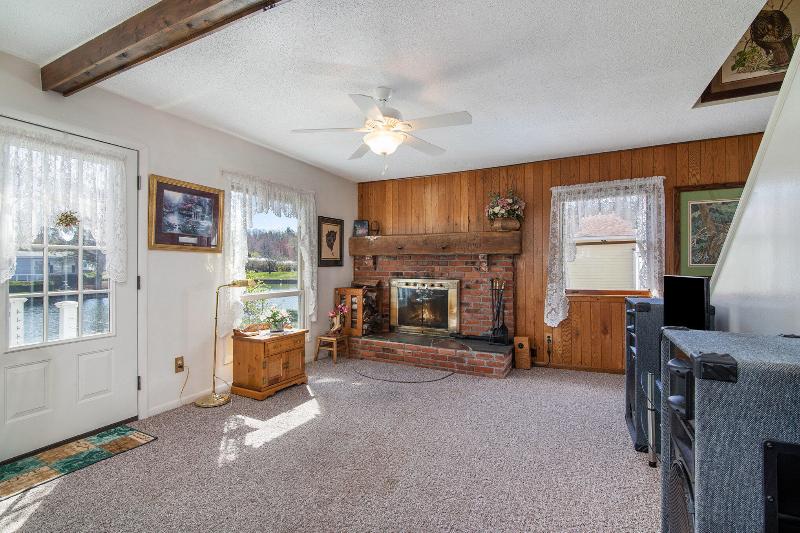 Listing Photo for 2656 N Larch Drive