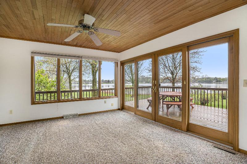 Listing Photo for 214 S Shore Drive