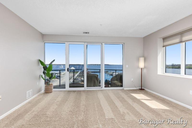 Listing Photo for 2964 Lakeshore Drive W201
