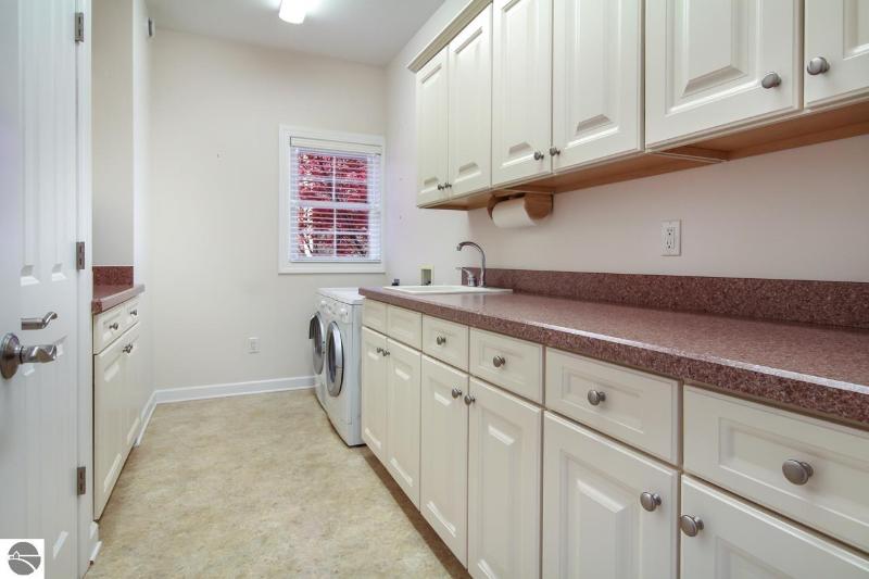 Listing Photo for 203 Midtown Drive 203