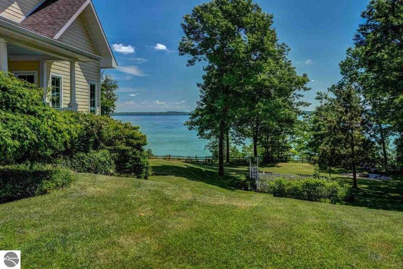 Listing Photo for 2795 S Lee Point Road