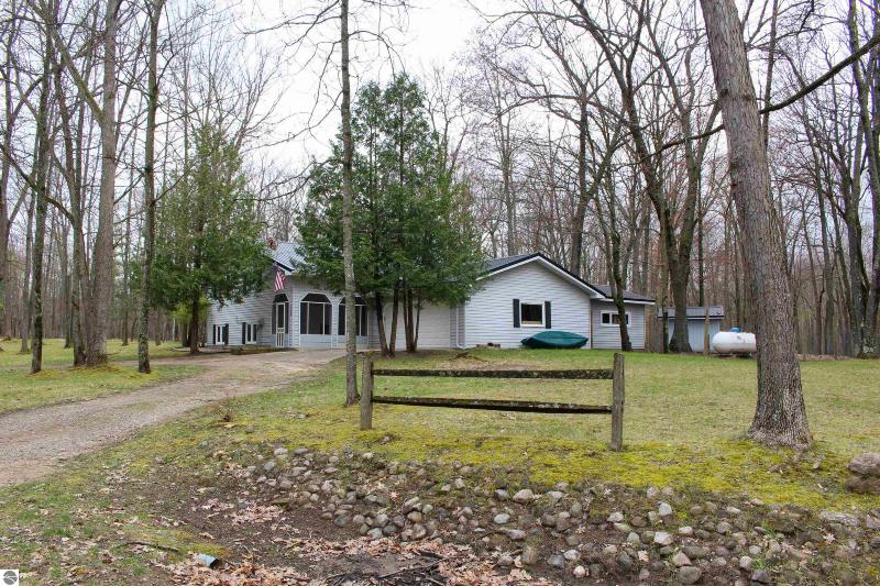 Listing Photo for 2480 Spruce Hill Drive