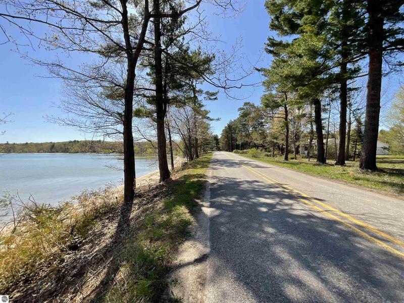 Listing Photo for VAC ESTATE Neahtawanta Road 7.99 ACRES W/ WATERFRONTAGE