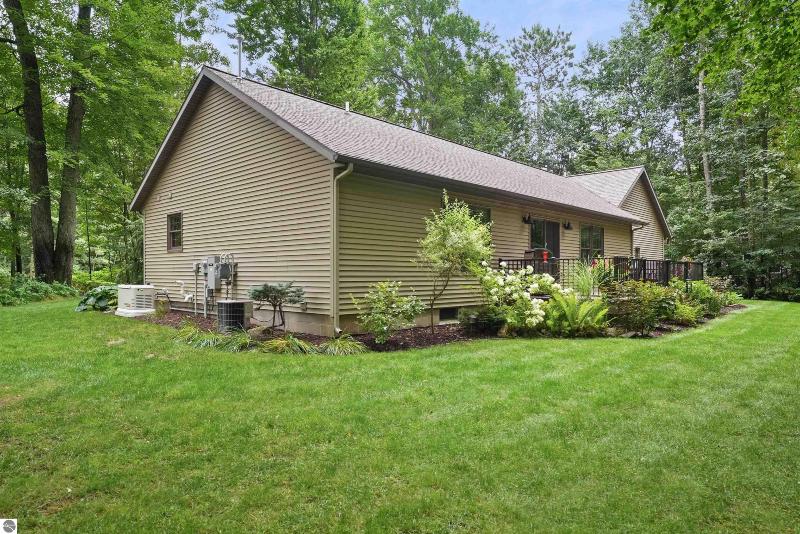 Listing Photo for 4880 River Woods Road