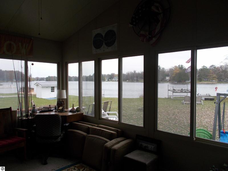 Listing Photo for 8485 Lakeview