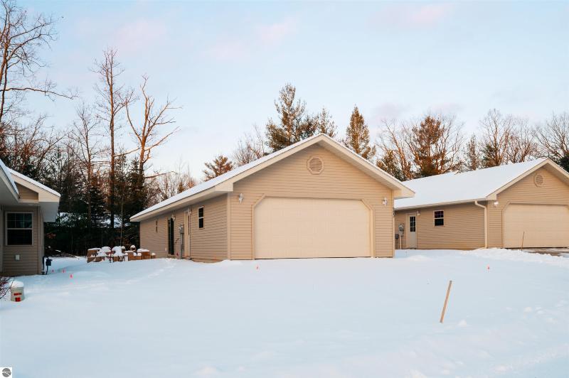 Listing Photo for 9842 Deer Track Court 19