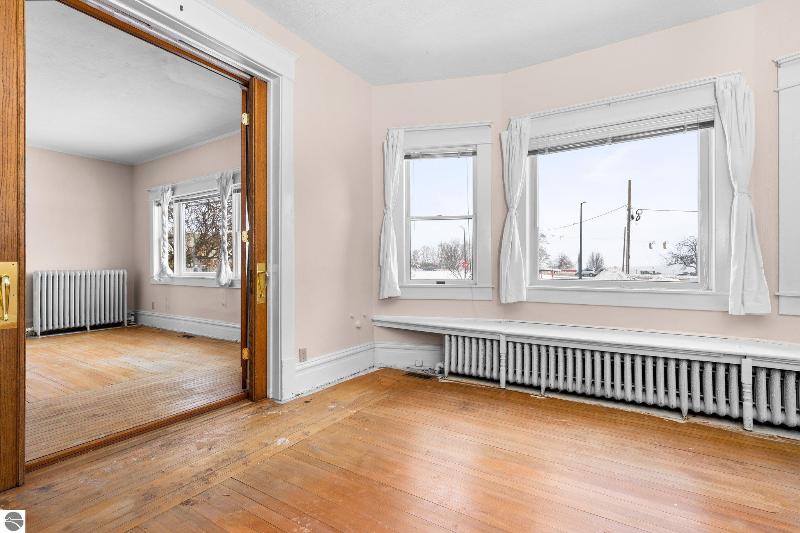 Listing Photo for 115 Franklin Street