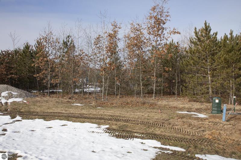 Listing Photo for 8044 Nw Springwater Drive