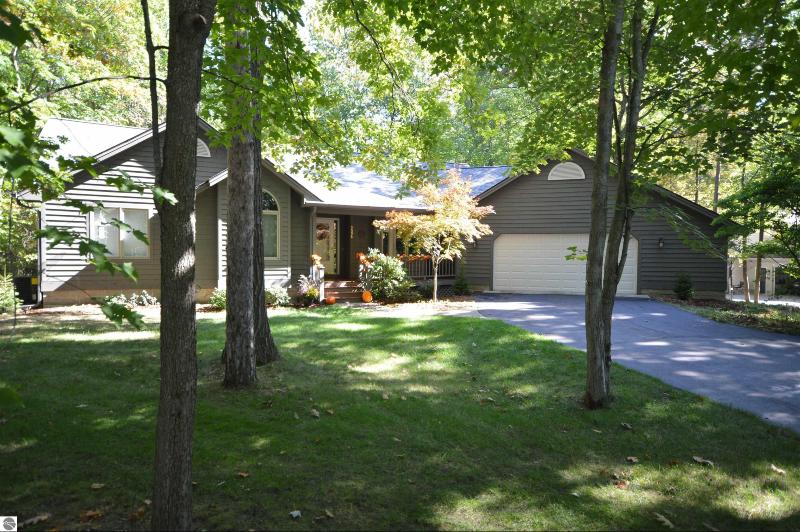 Listing Photo for 3336 Holiday Village Road