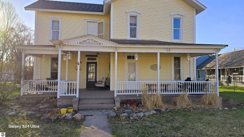 Listing Photo for 208 S Cherry Street