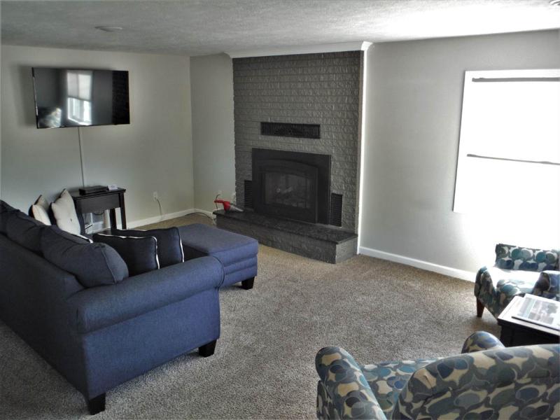 Listing Photo for 632 W Houghton Lake Drive