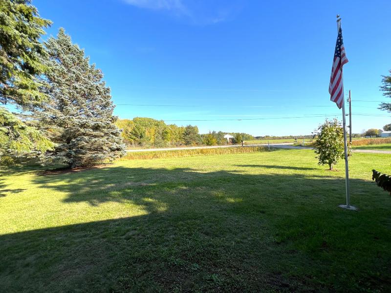 Listing Photo for 10235 Townline Road