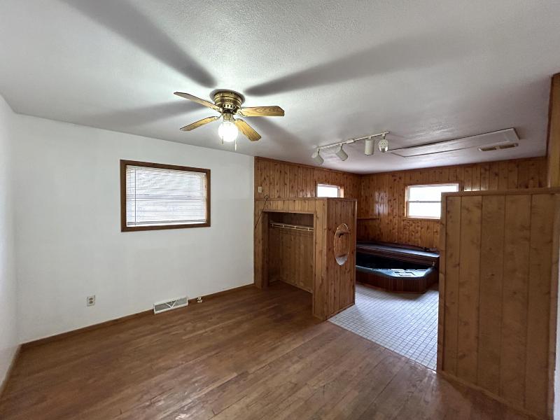 Listing Photo for 157 Outer Drive